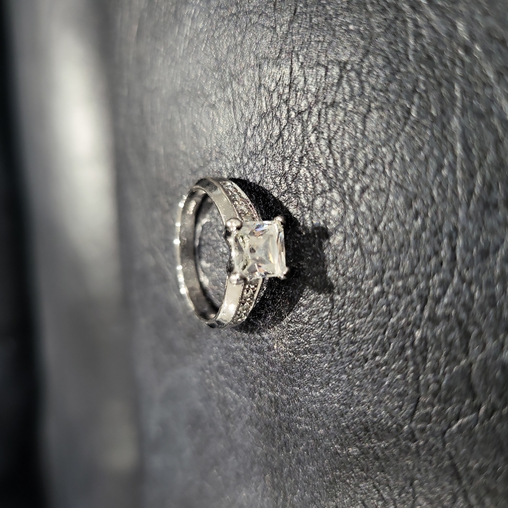 Fashion Ring